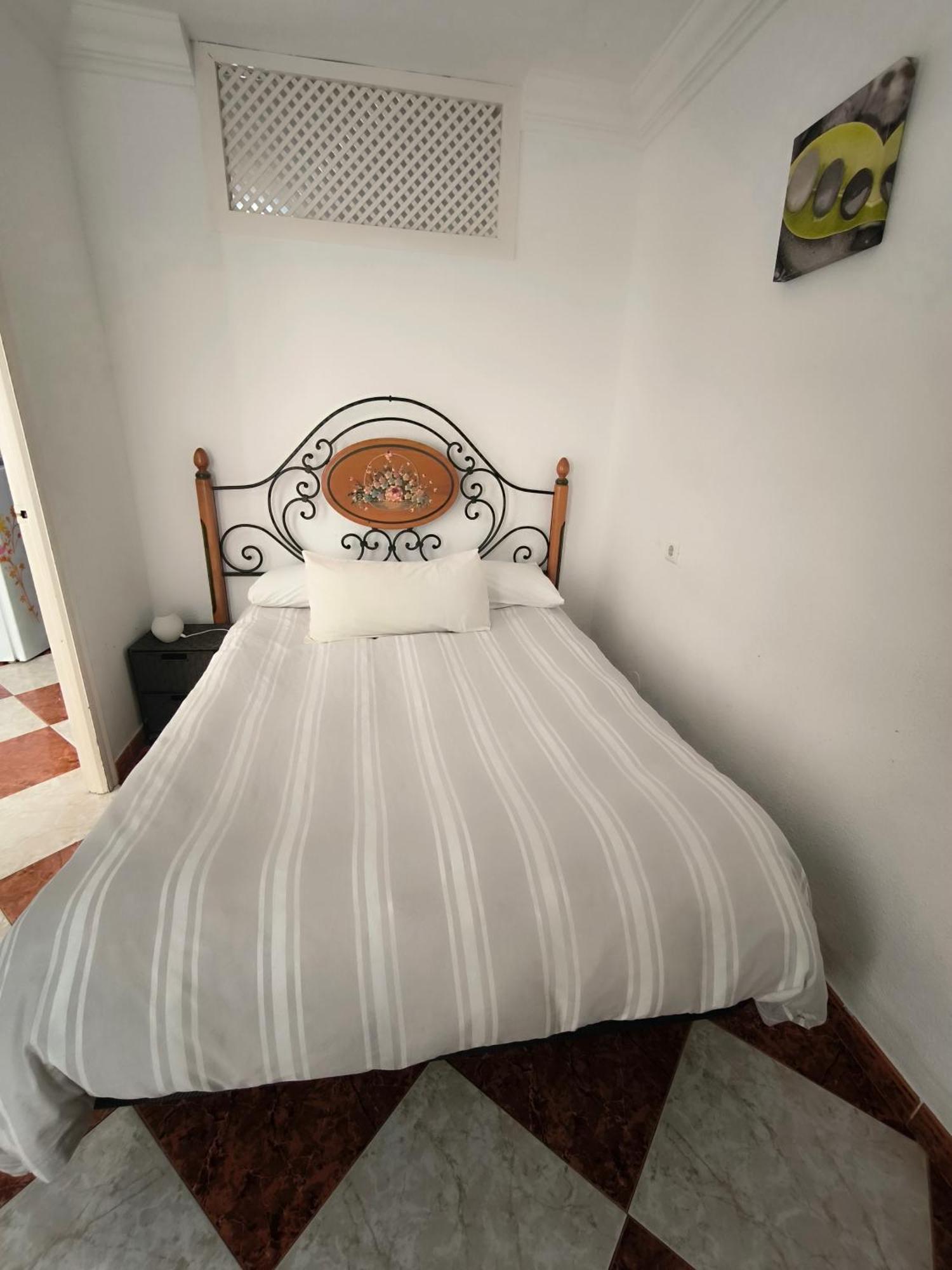 Apartamento El Sol ฟูเอนฮิโรลา ภายนอก รูปภาพ